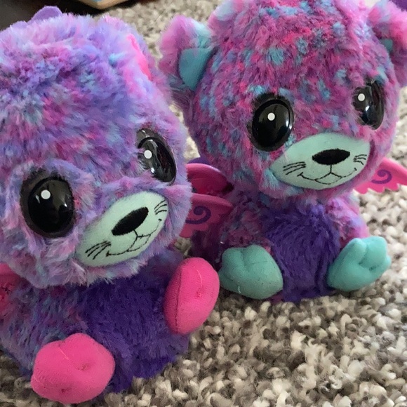 Twin Hatchimals - Picture 4 of 5